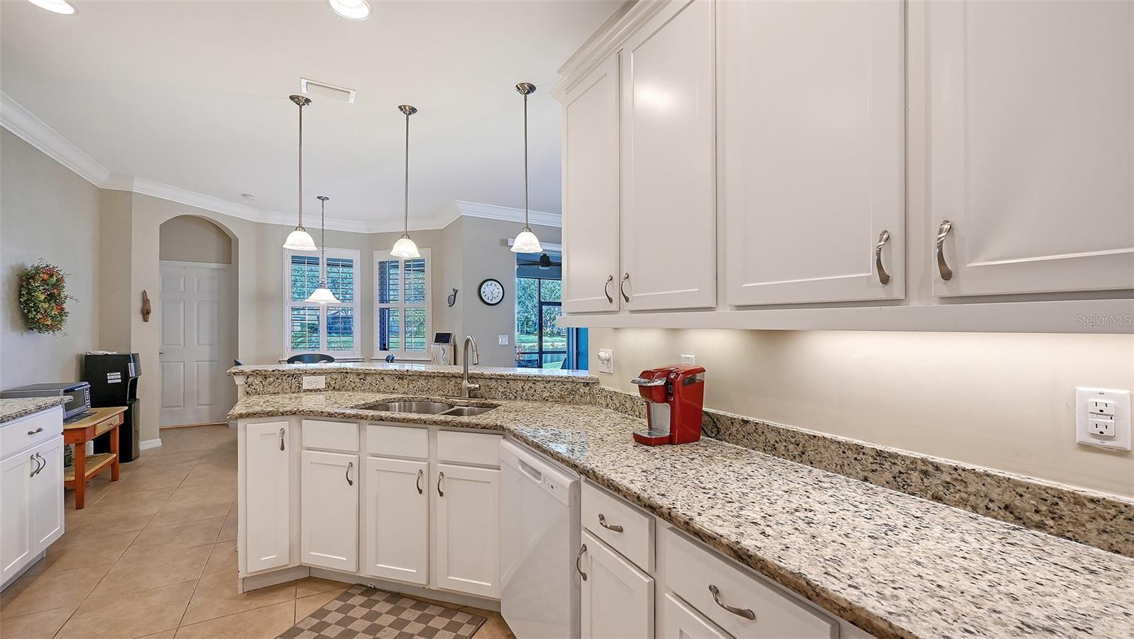 VENTURA VILLAGE - Residential