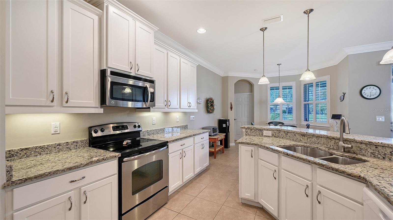 VENTURA VILLAGE - Residential