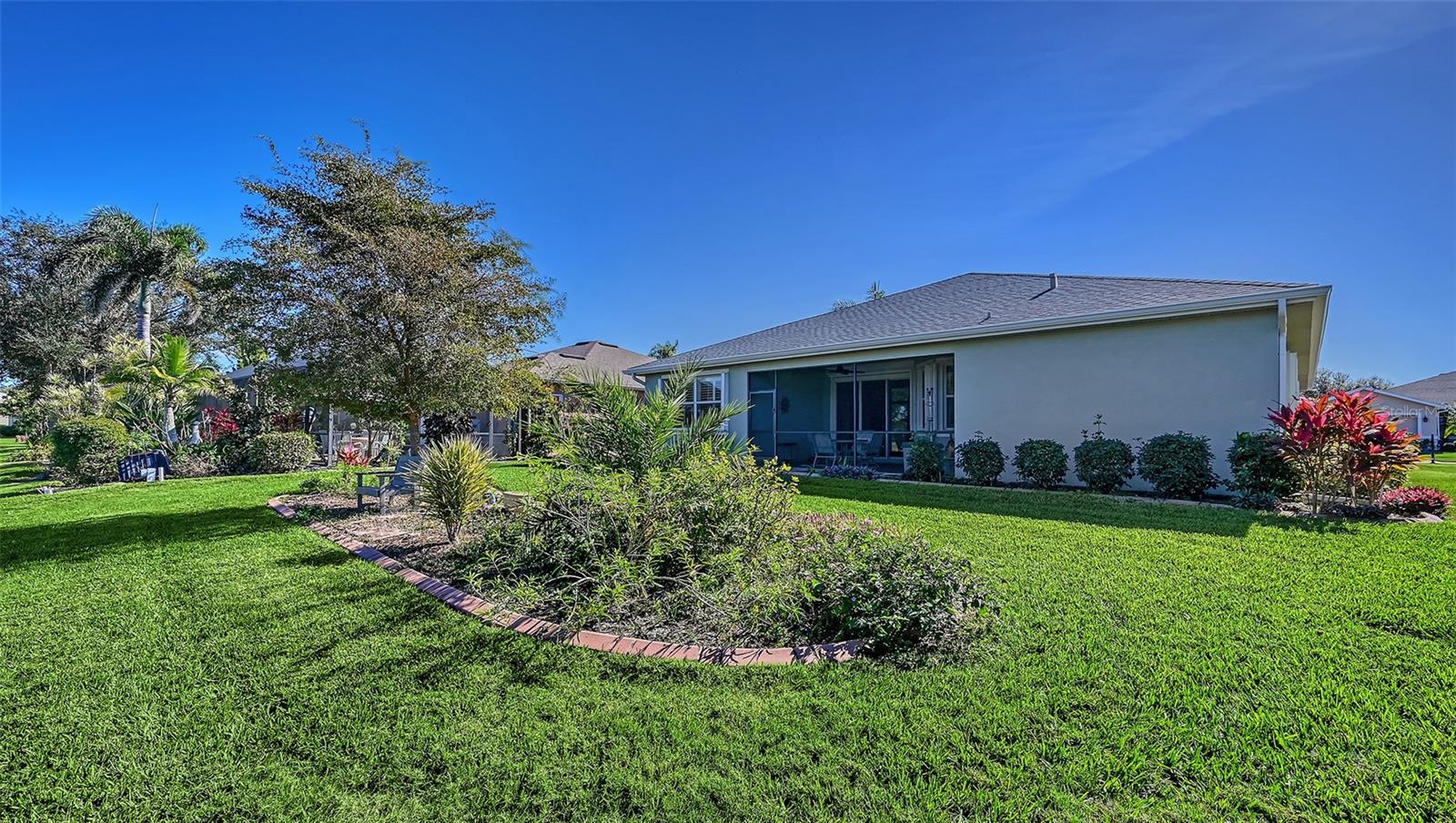 VENTURA VILLAGE - Residential