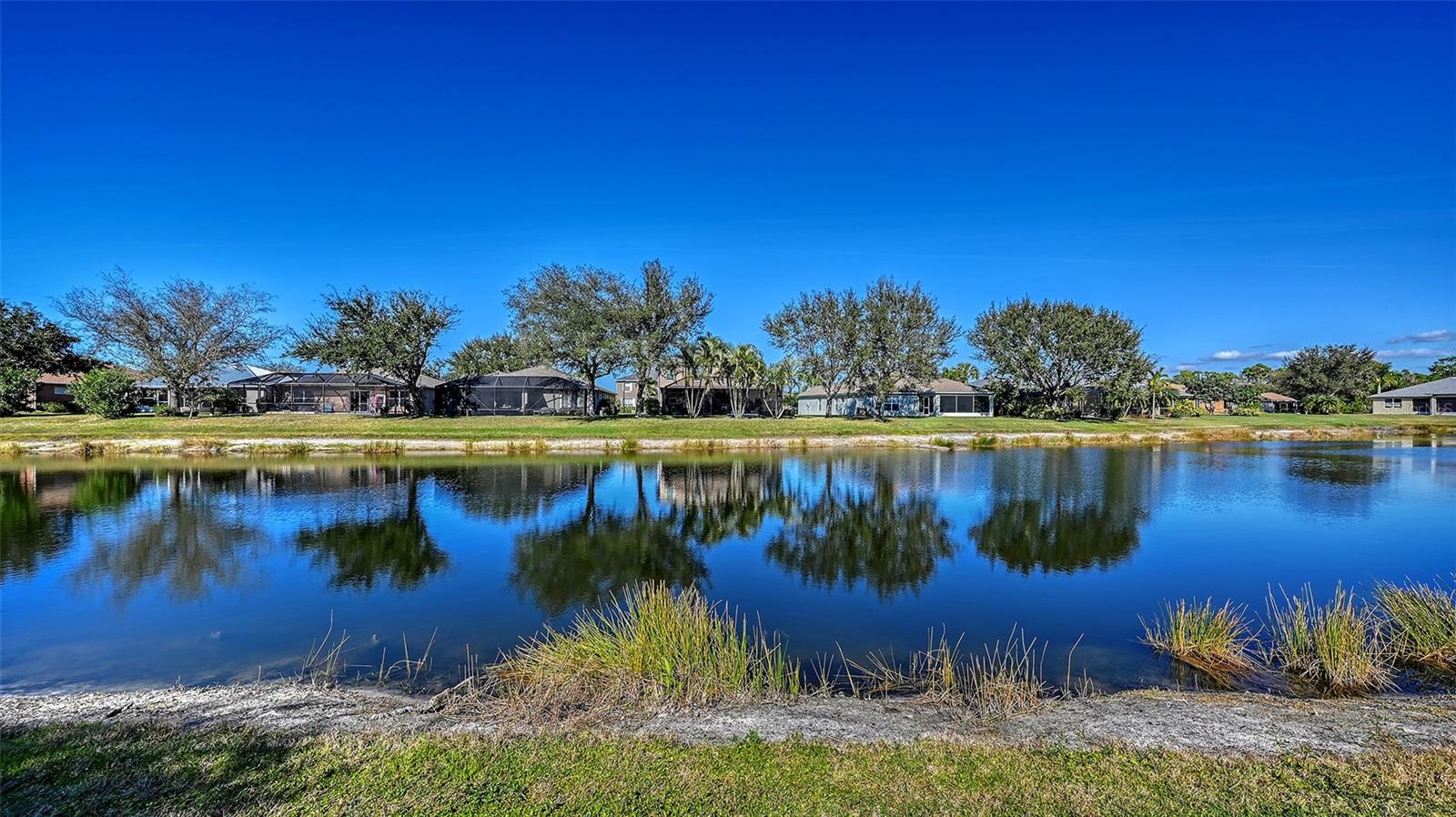 VENTURA VILLAGE - Residential