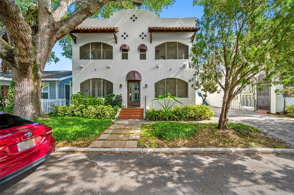 PALMA CEIA PARK - Residential Income