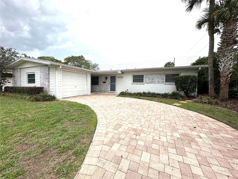 Photo of 6721 Precourt Drive, Orlando, FL 32809 (MLS # O6406355)