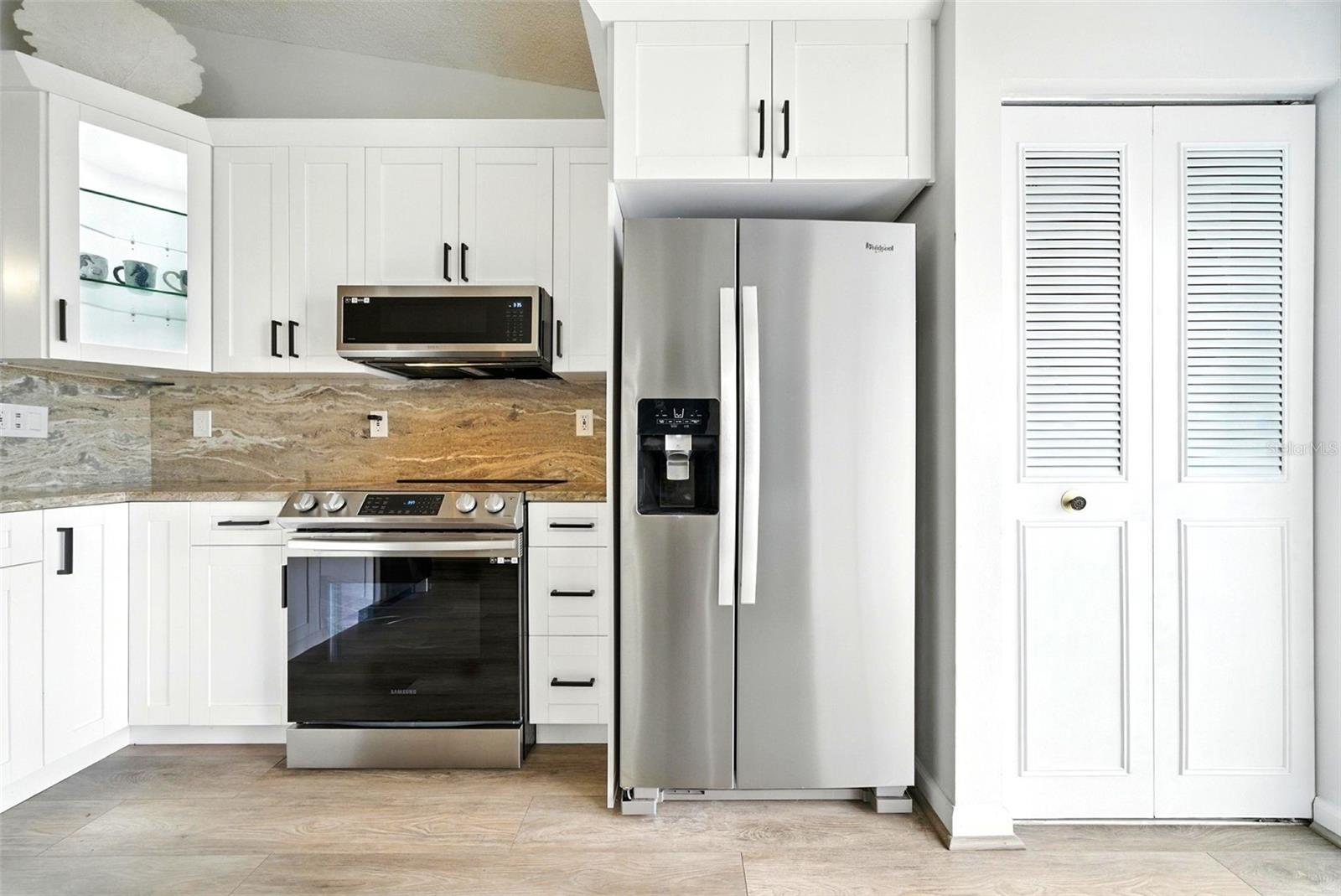 PINE RIDGE AT PALM HARBOR - Residential