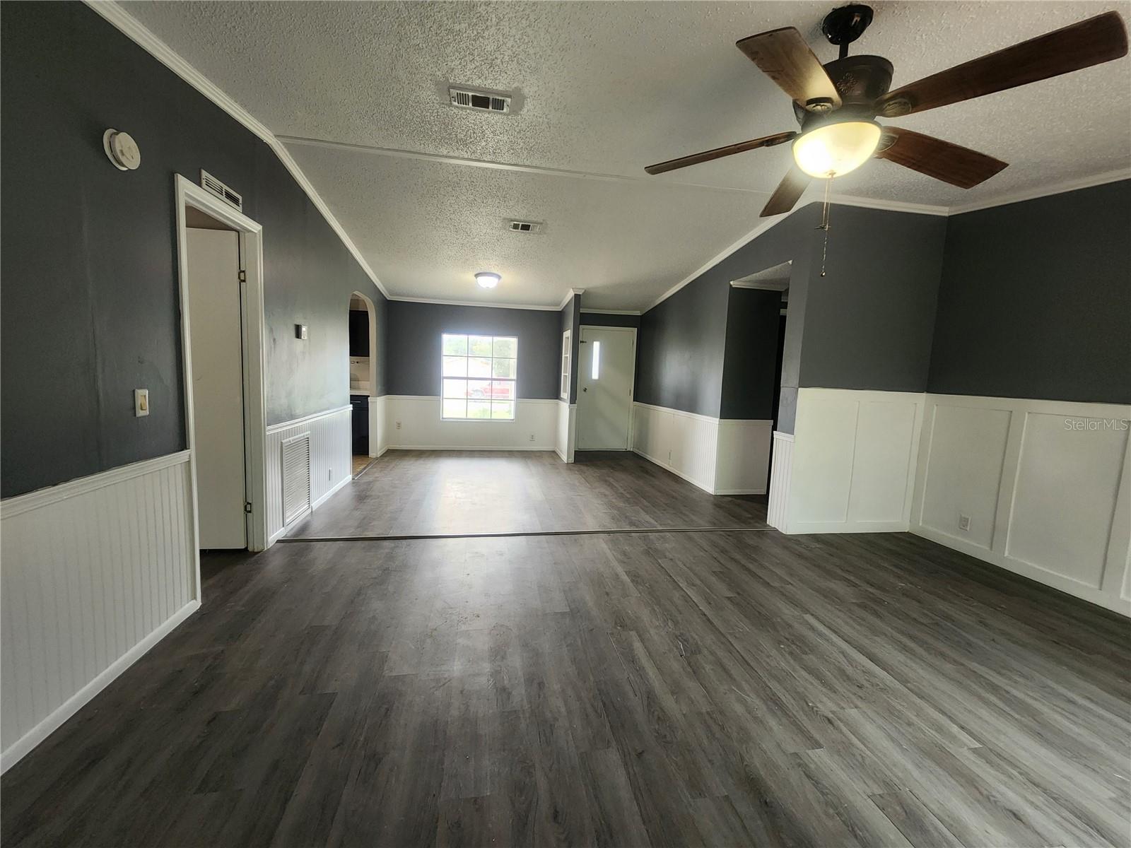 SILVER WOOD VILLAS - Residential