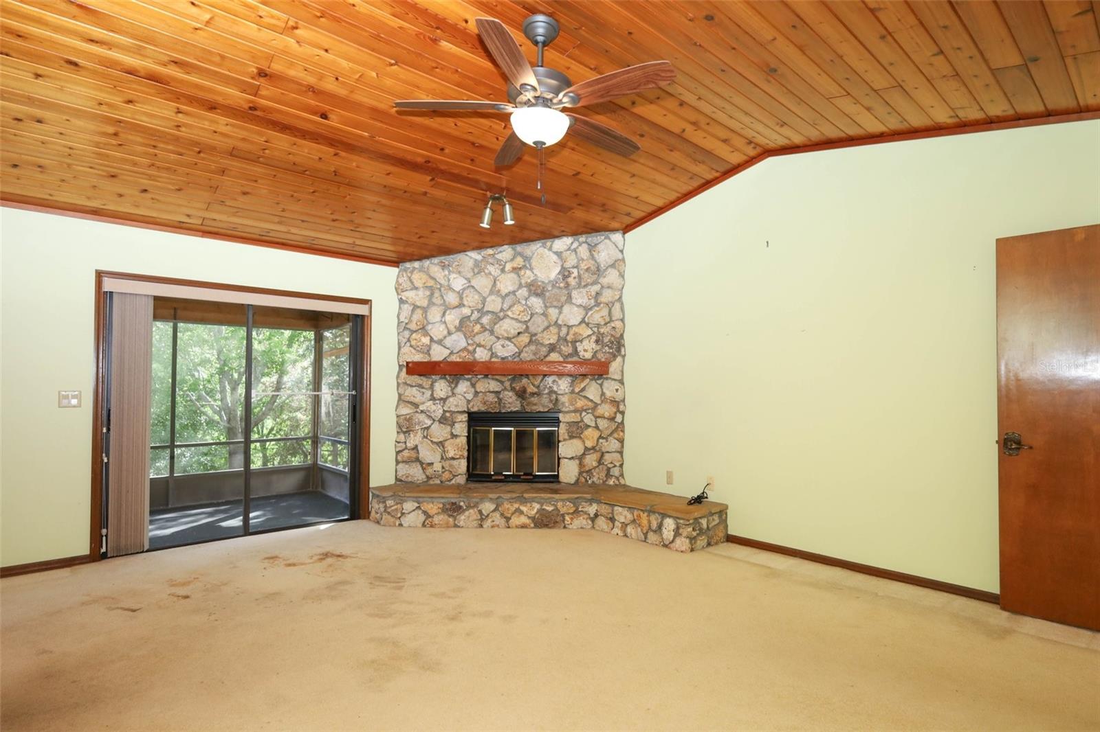 WINDERLAKES 02 - Residential