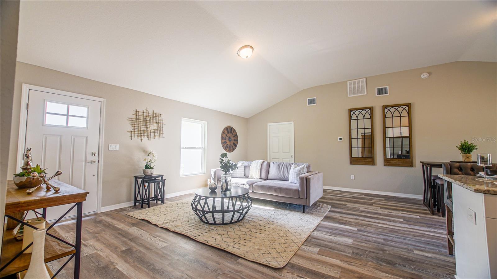 8193 - LAKE WEIR SHORES - Residential Lease