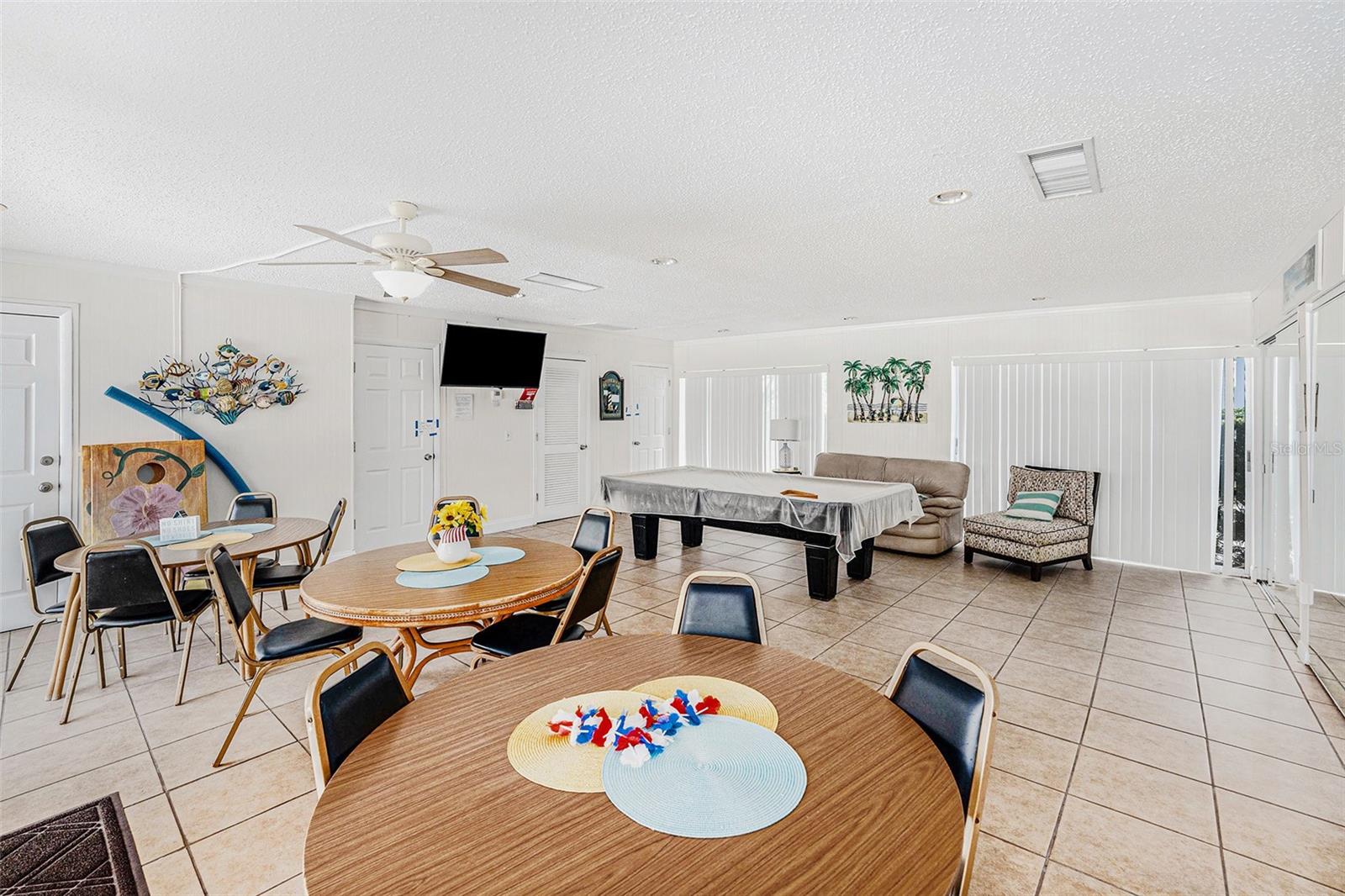 BELLEAIR GARDENS CONDO - Residential