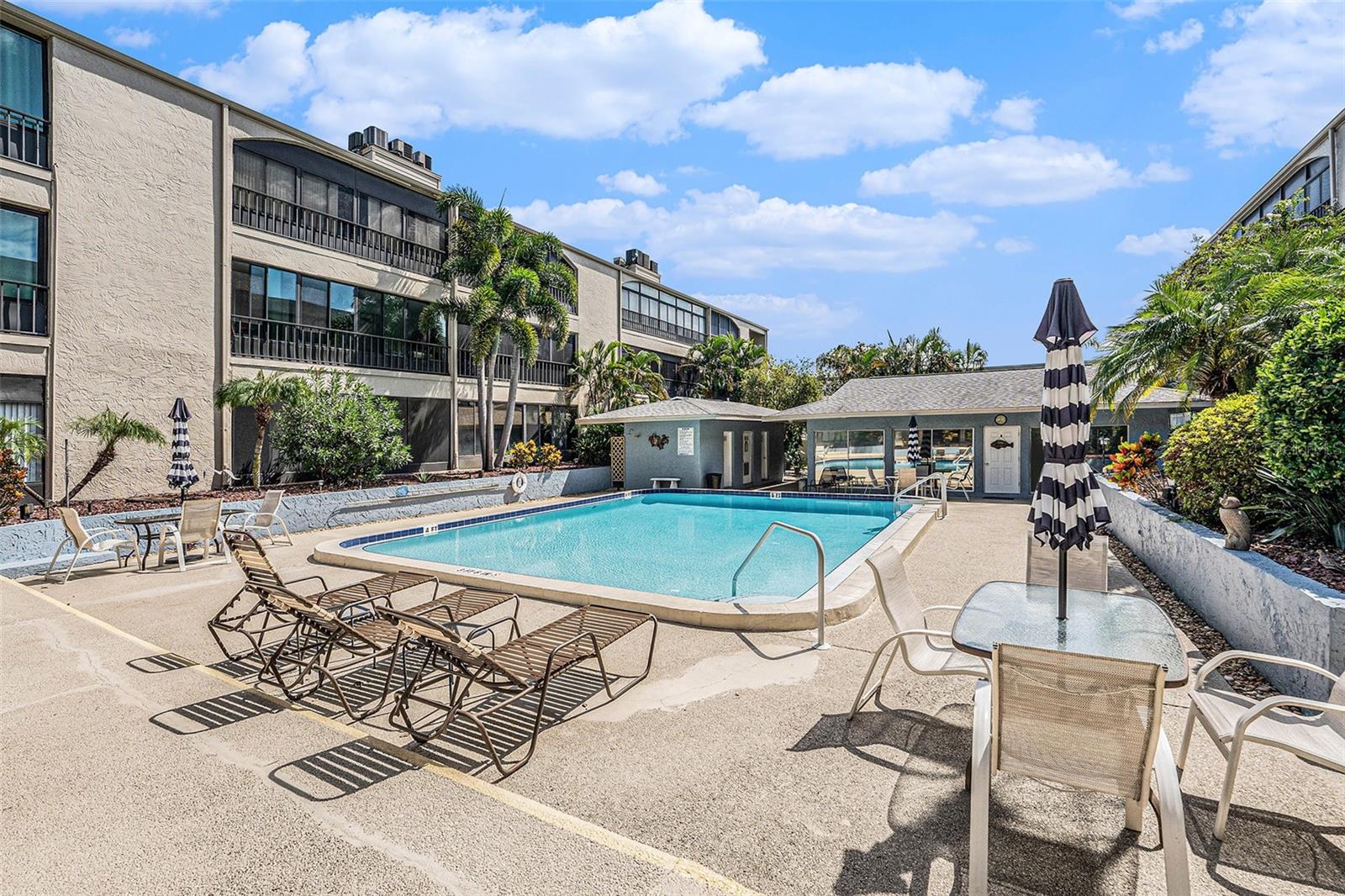 BELLEAIR GARDENS CONDO - Residential