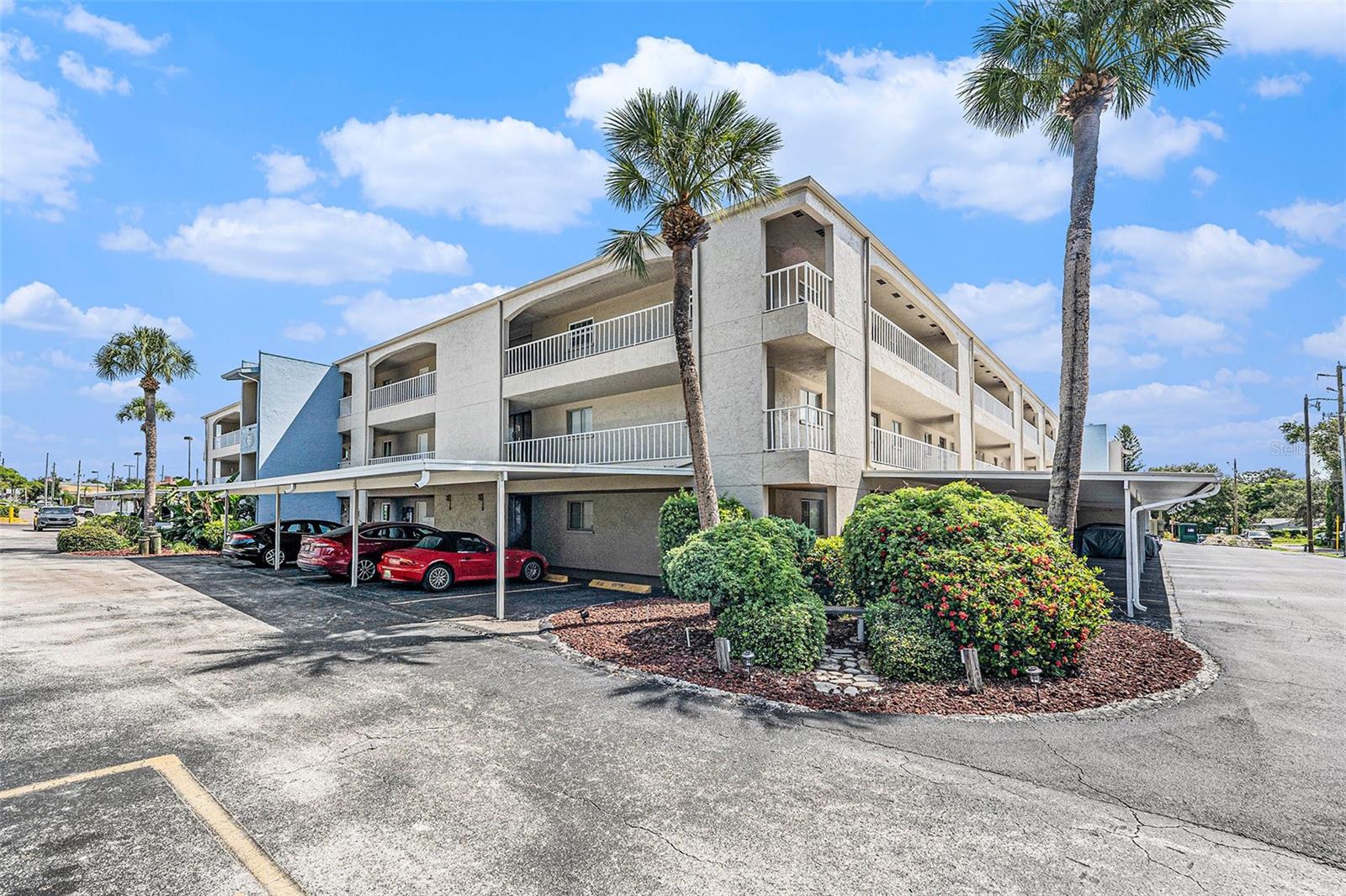 215 VALENCIA BOULEVARD 308