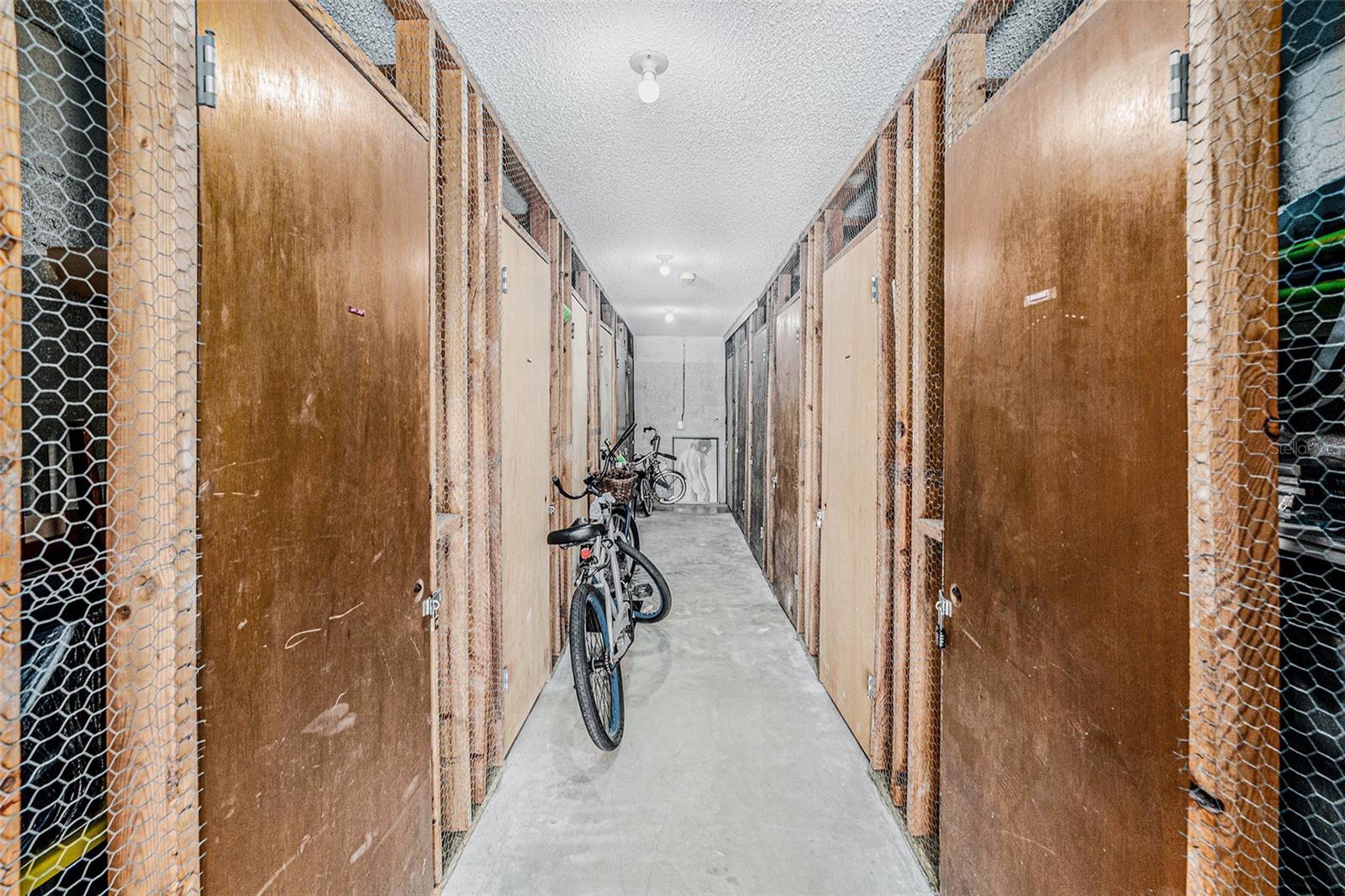 BELLEAIR GARDENS CONDO - Residential