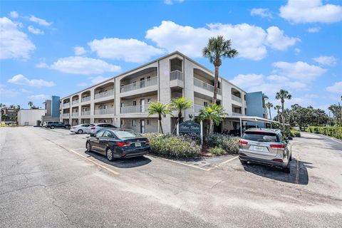 215 VALENCIA BOULEVARD 308 BELLEAIR BLUFFS FL 33770