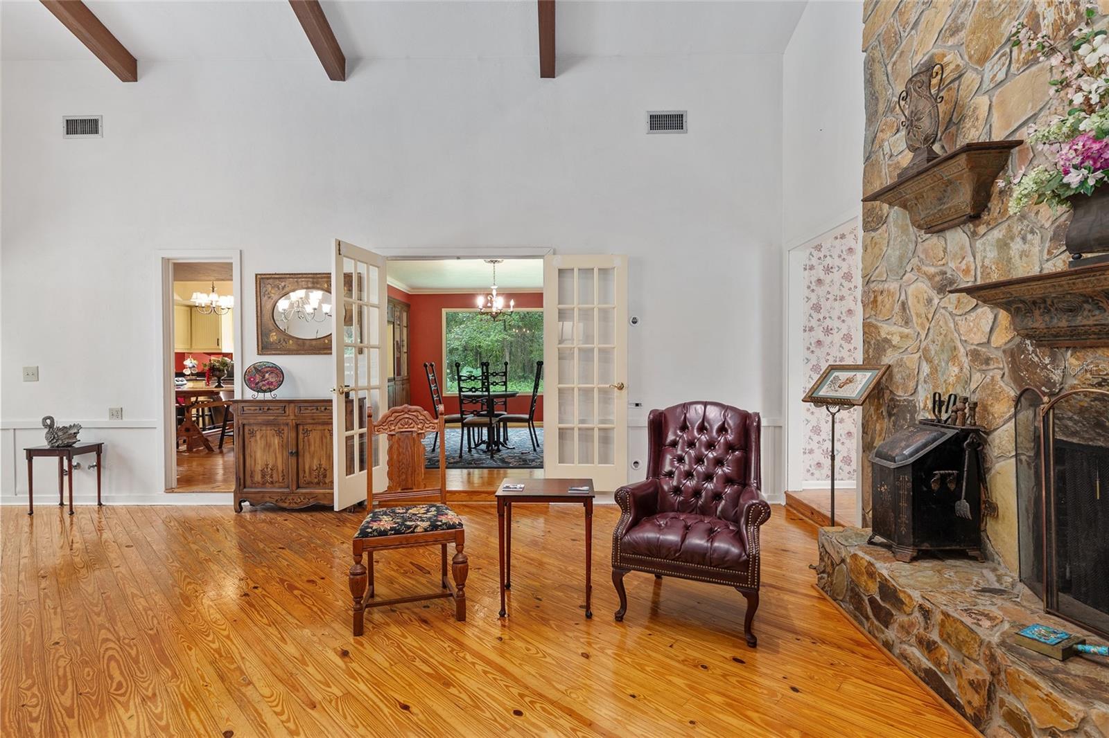 EDGE CLIFF LEVY GRANT S1/2 - Residential