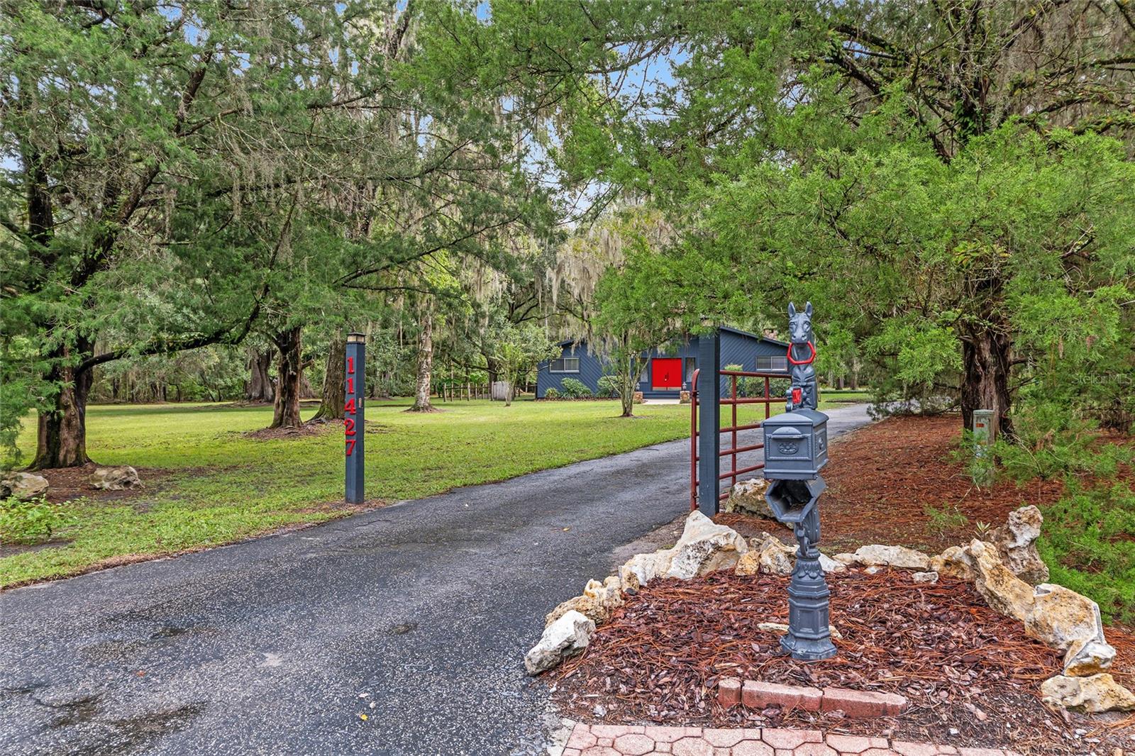 EDGE CLIFF LEVY GRANT S1/2 - Residential