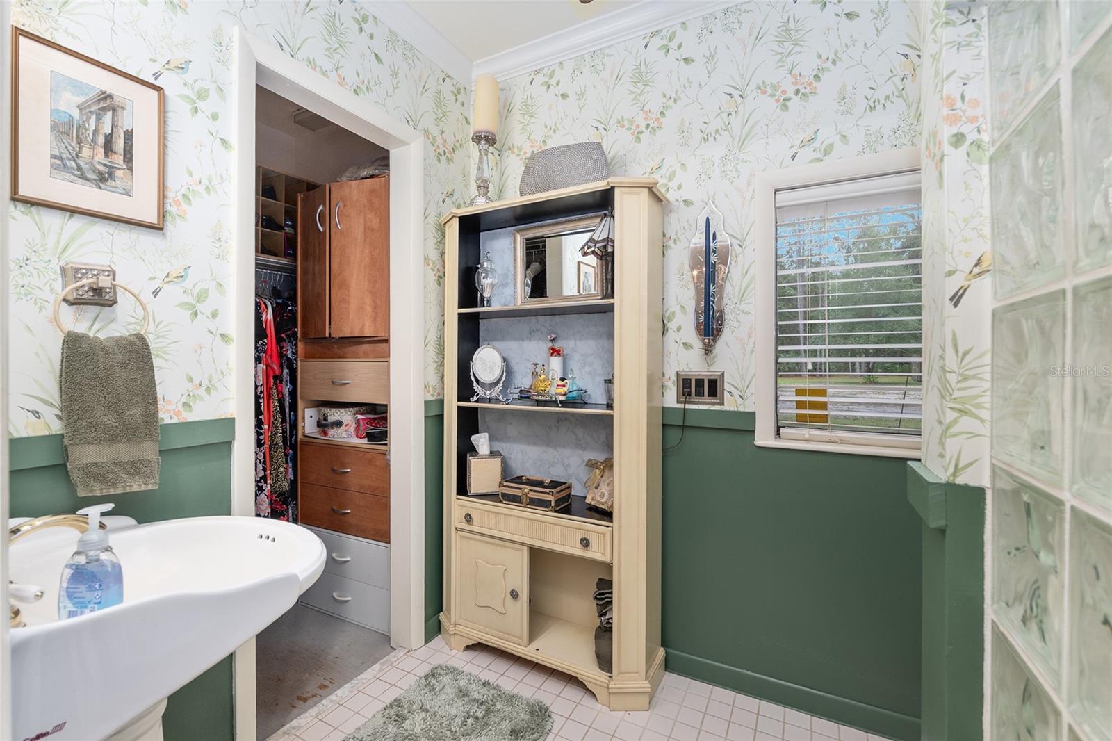 EDGE CLIFF LEVY GRANT S1/2 - Residential