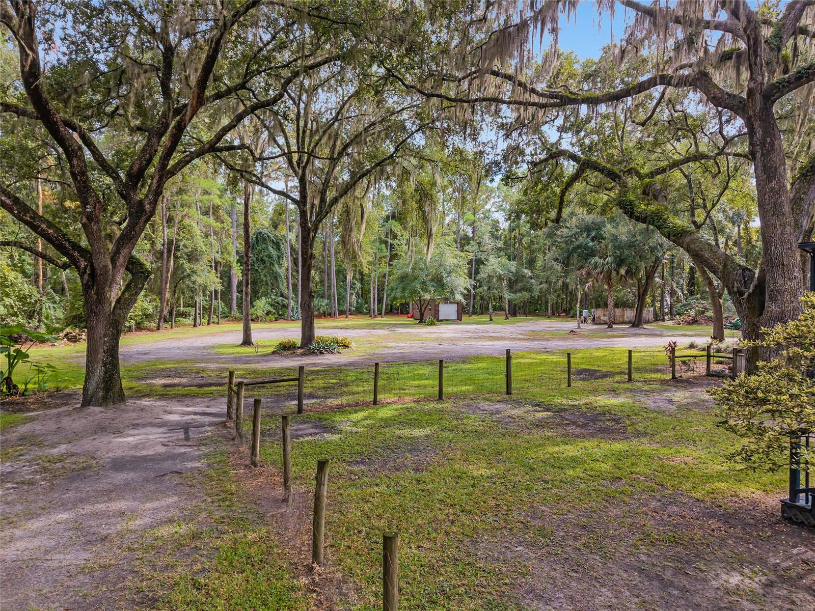 EDGE CLIFF LEVY GRANT S1/2 - Residential