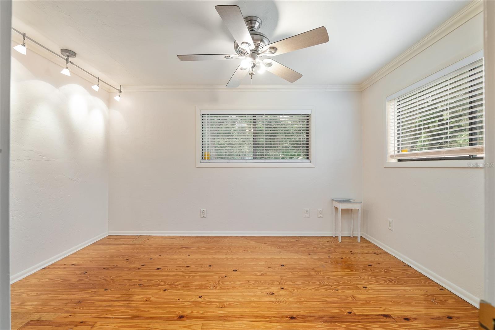 EDGE CLIFF LEVY GRANT S1/2 - Residential