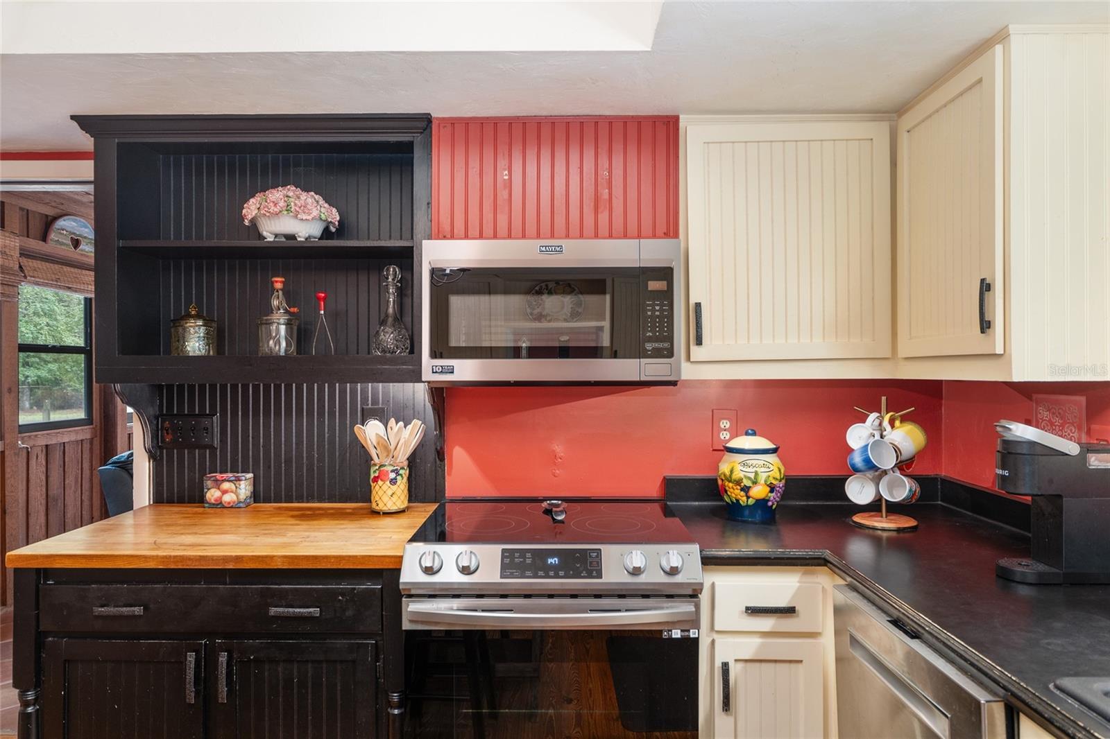 EDGE CLIFF LEVY GRANT S1/2 - Residential