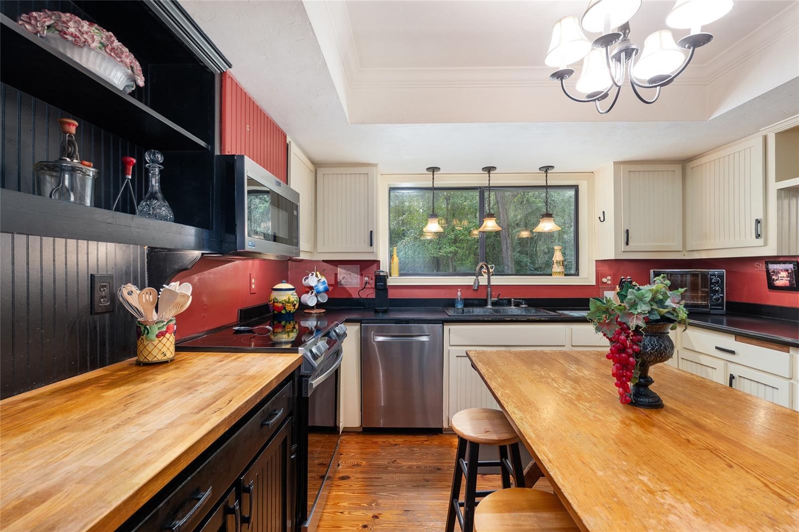 EDGE CLIFF LEVY GRANT S1/2 - Residential