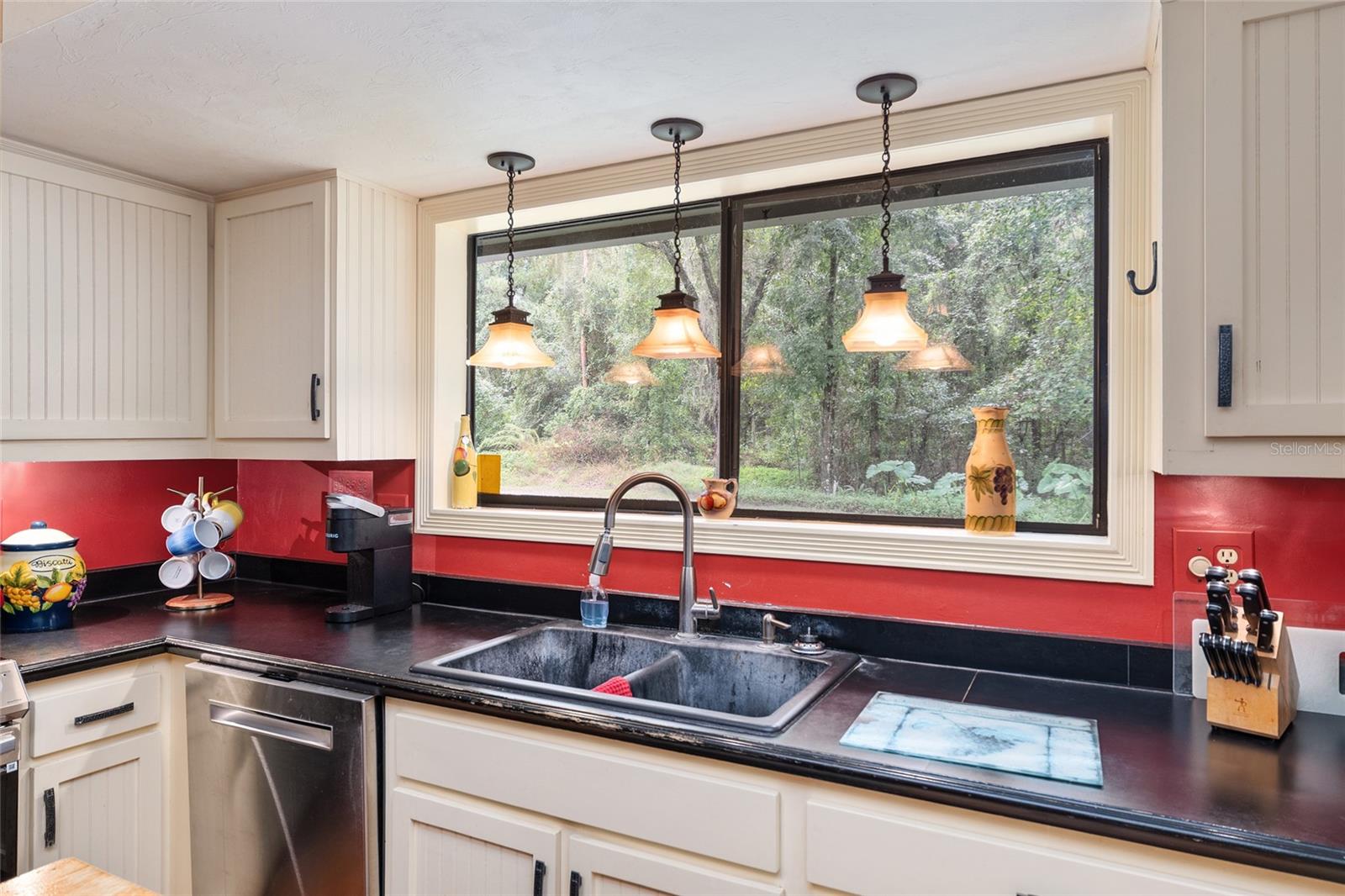 EDGE CLIFF LEVY GRANT S1/2 - Residential