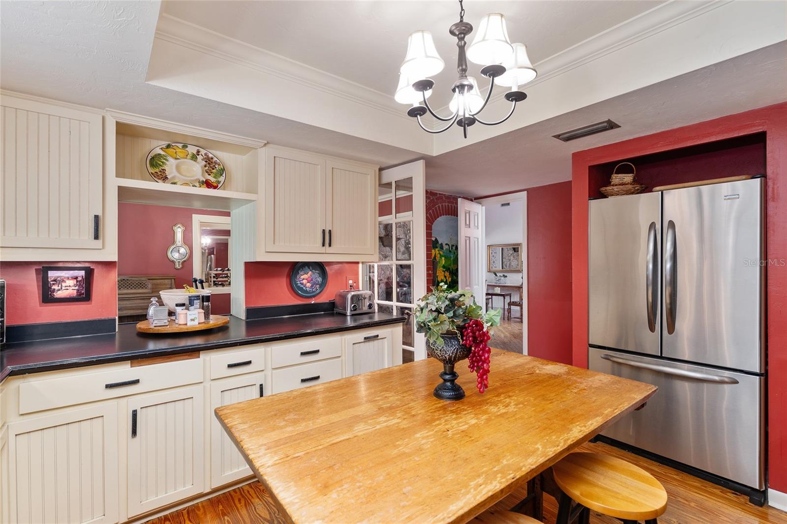 EDGE CLIFF LEVY GRANT S1/2 - Residential