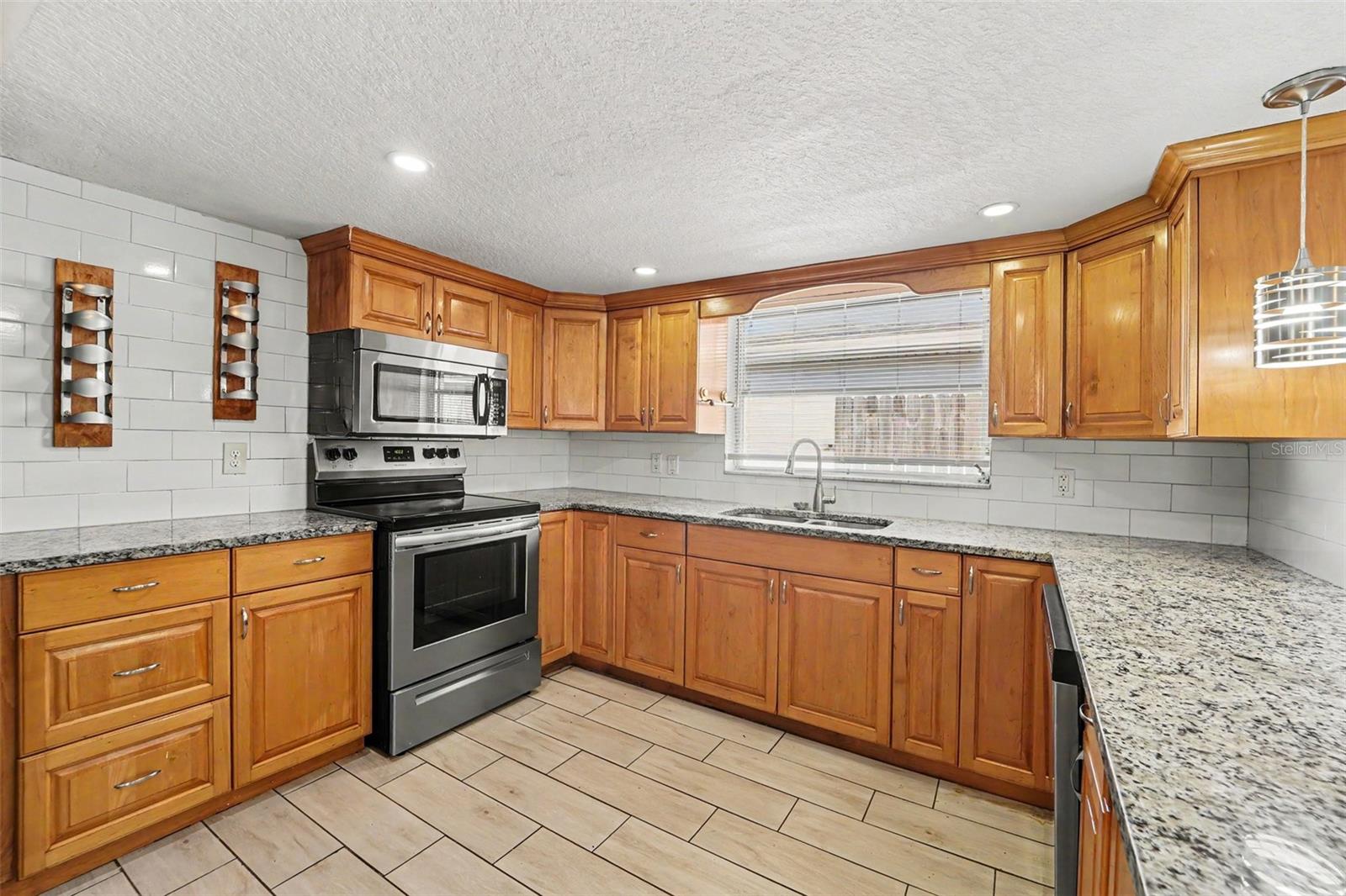 REGENCY PARK - Residential