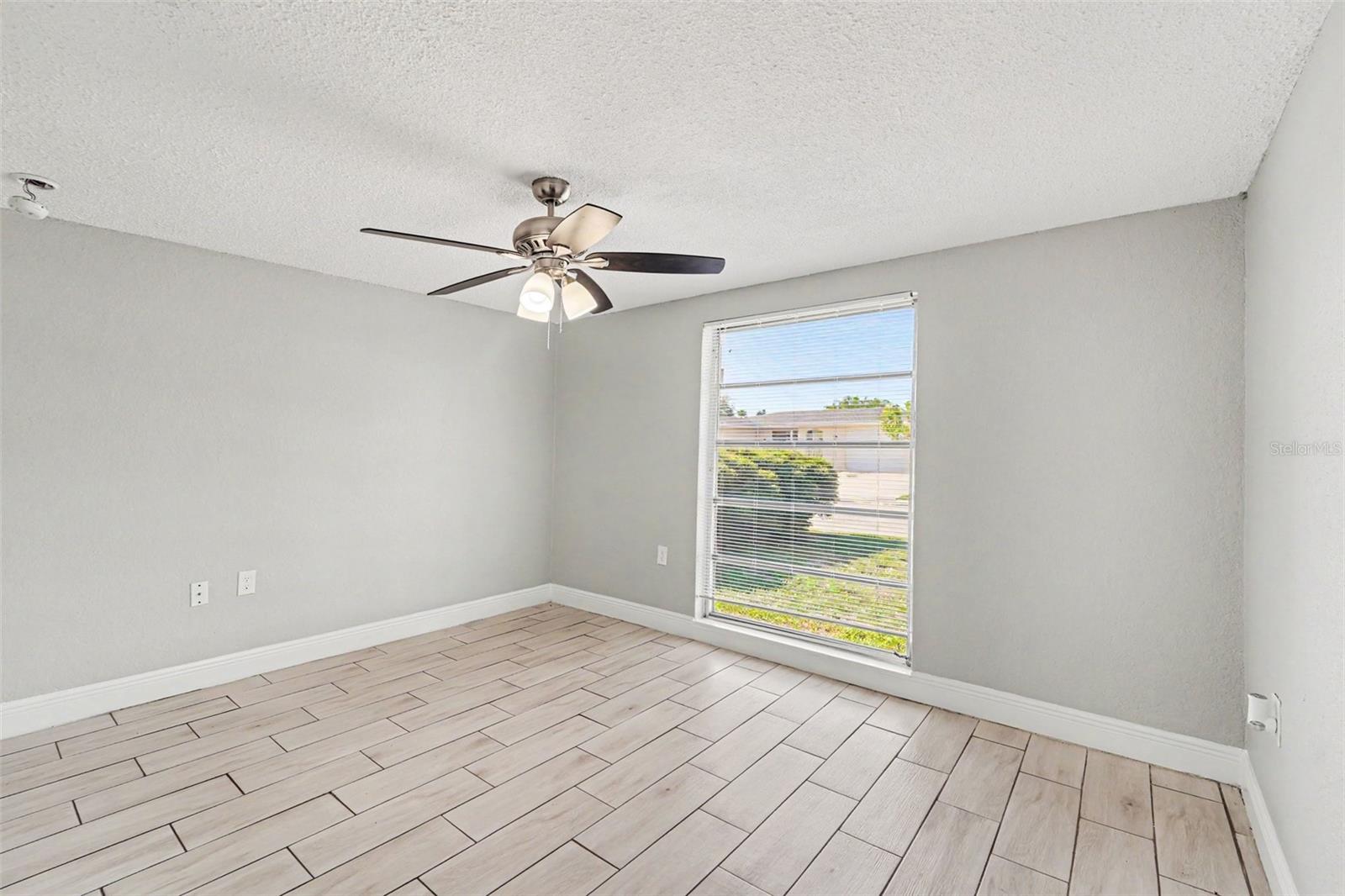 REGENCY PARK - Residential