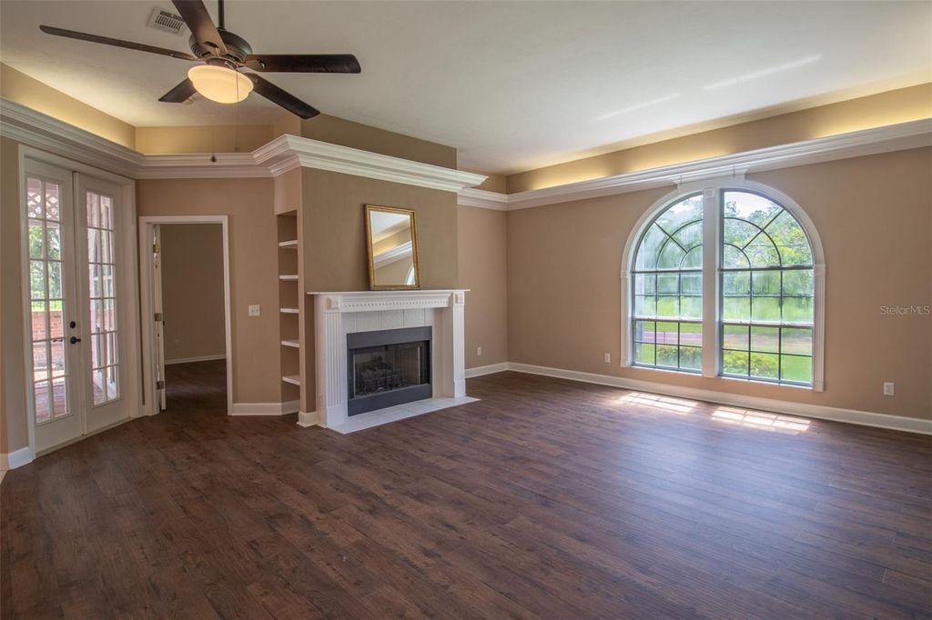 Photo of 10458 NW 35th Place, Gainesville, FL 32606 (MLS # GC530279)