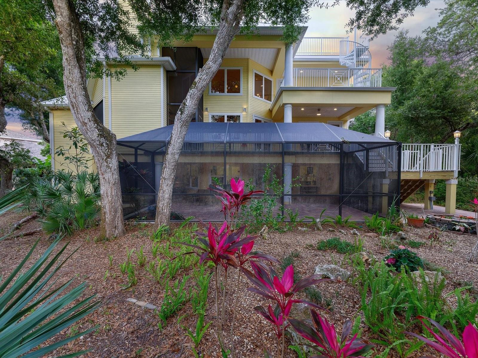 PLACE/PK - Residential