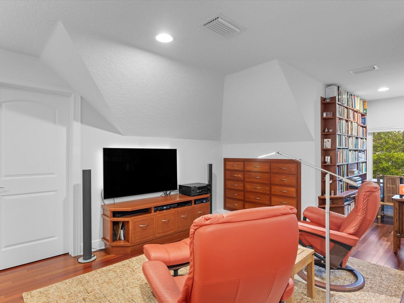 PLACE/PK - Residential