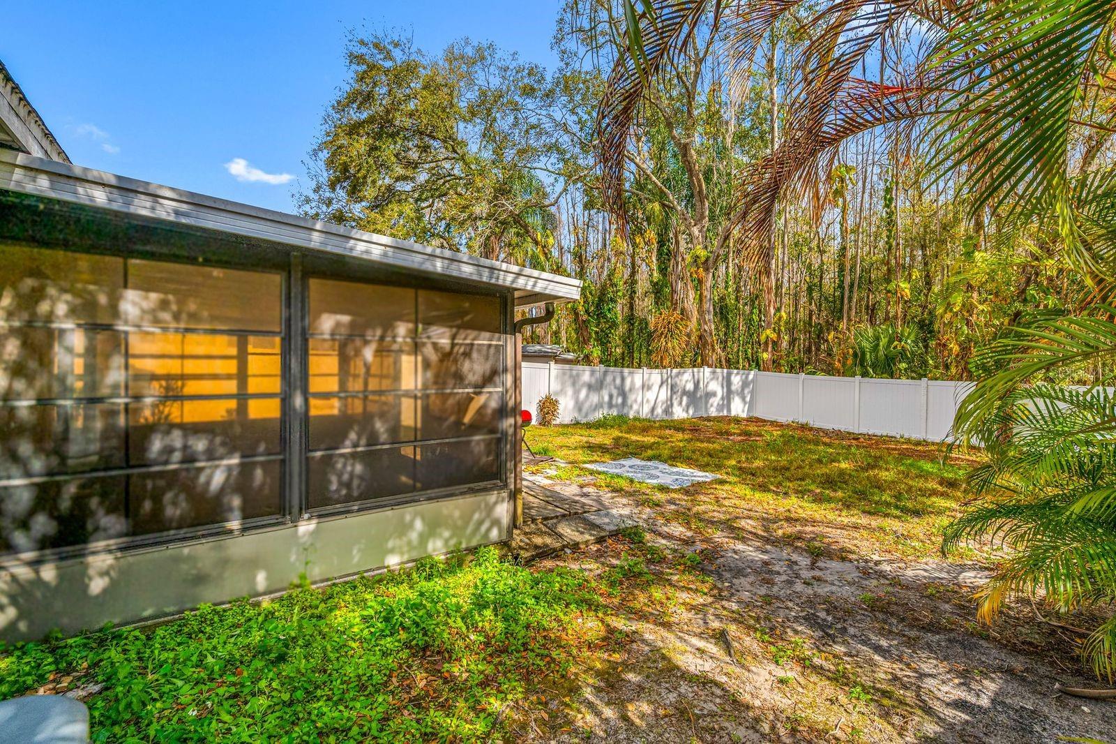 COUNTRY RUN UNIT II - Residential