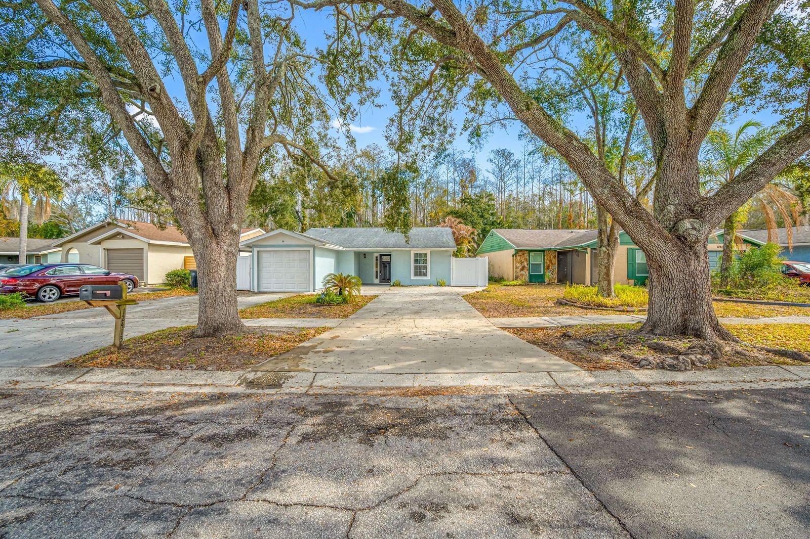 COUNTRY RUN UNIT II - Residential