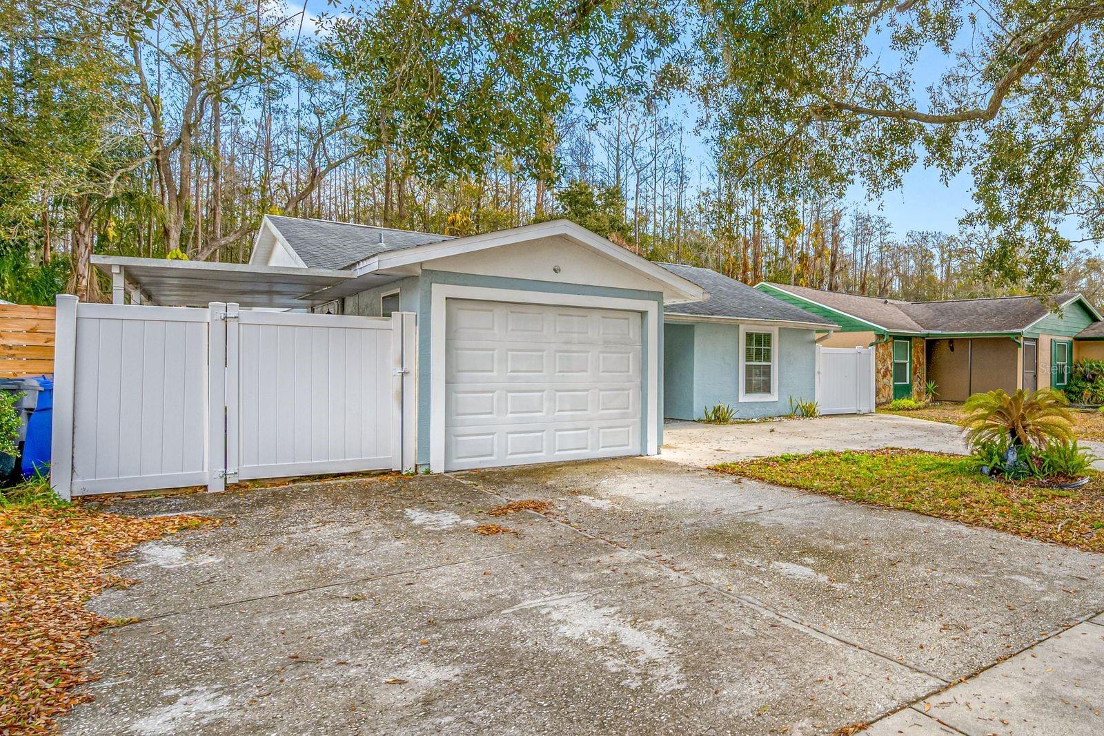 COUNTRY RUN UNIT II - Residential