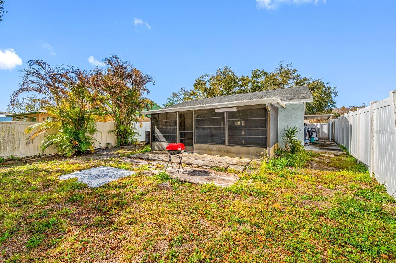 COUNTRY RUN UNIT II - Residential