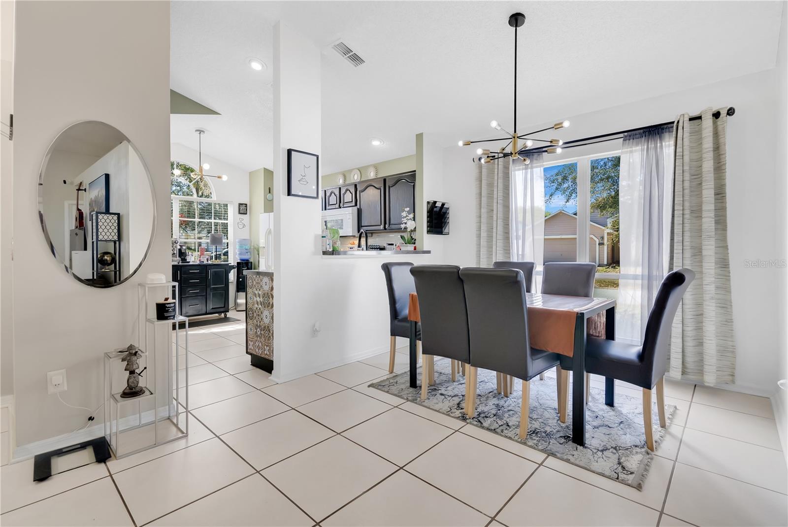 DAVENPORT LAKES PH 2 - Residential Lease