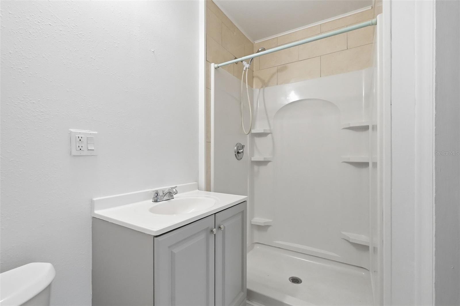 LAKE BONNY HEIGHTS - Residential