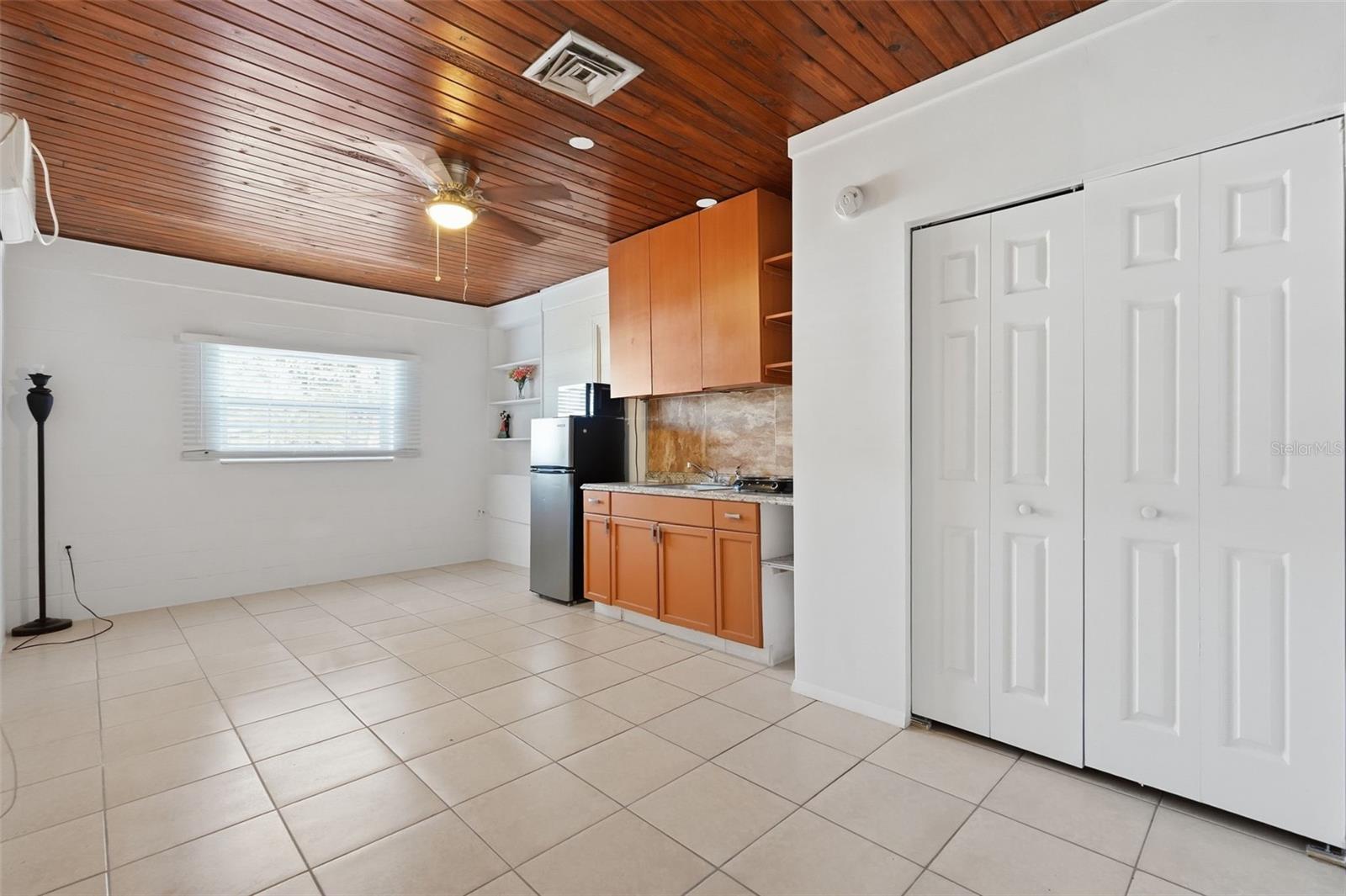 LAKE BONNY HEIGHTS - Residential