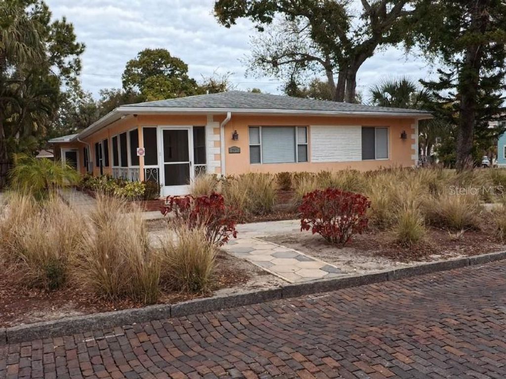 Photo of 247 6th Avenue N, St Petersburg, FL 33701 (MLS # TB8522574)