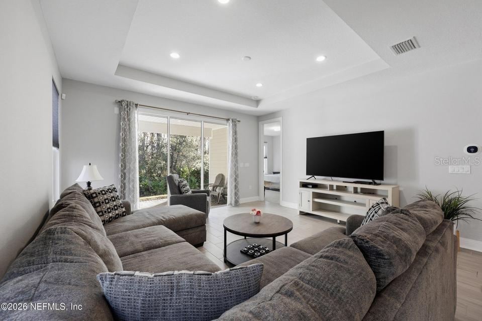 EDISON EAST PH 1 - Residential
