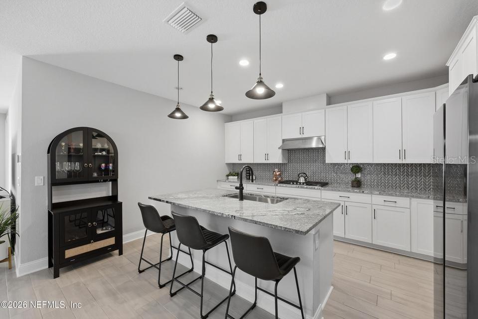 EDISON EAST PH 1 - Residential