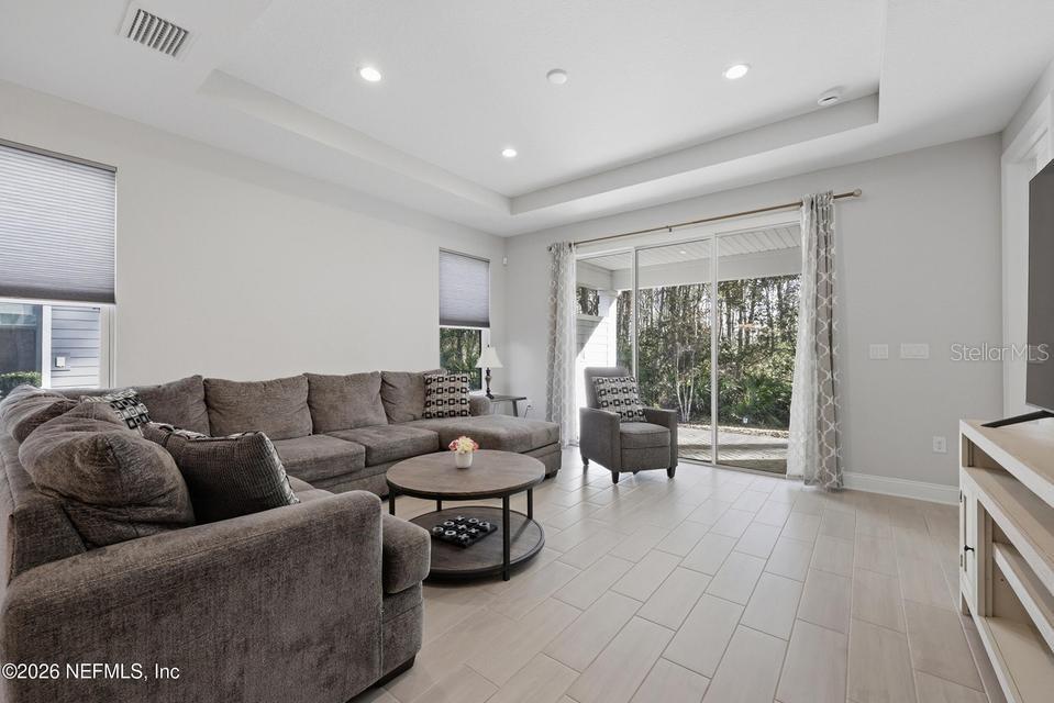 EDISON EAST PH 1 - Residential