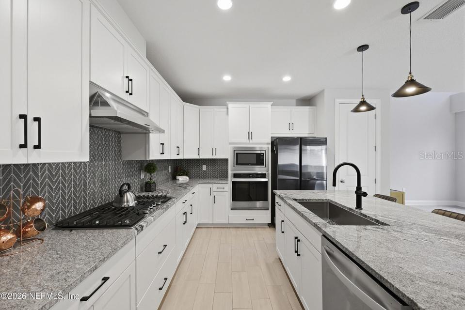EDISON EAST PH 1 - Residential