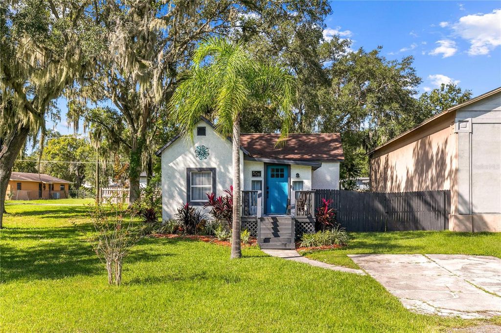 Photo of 508 Pine Avenue, Sanford, FL 32771 (MLS # O6357820)