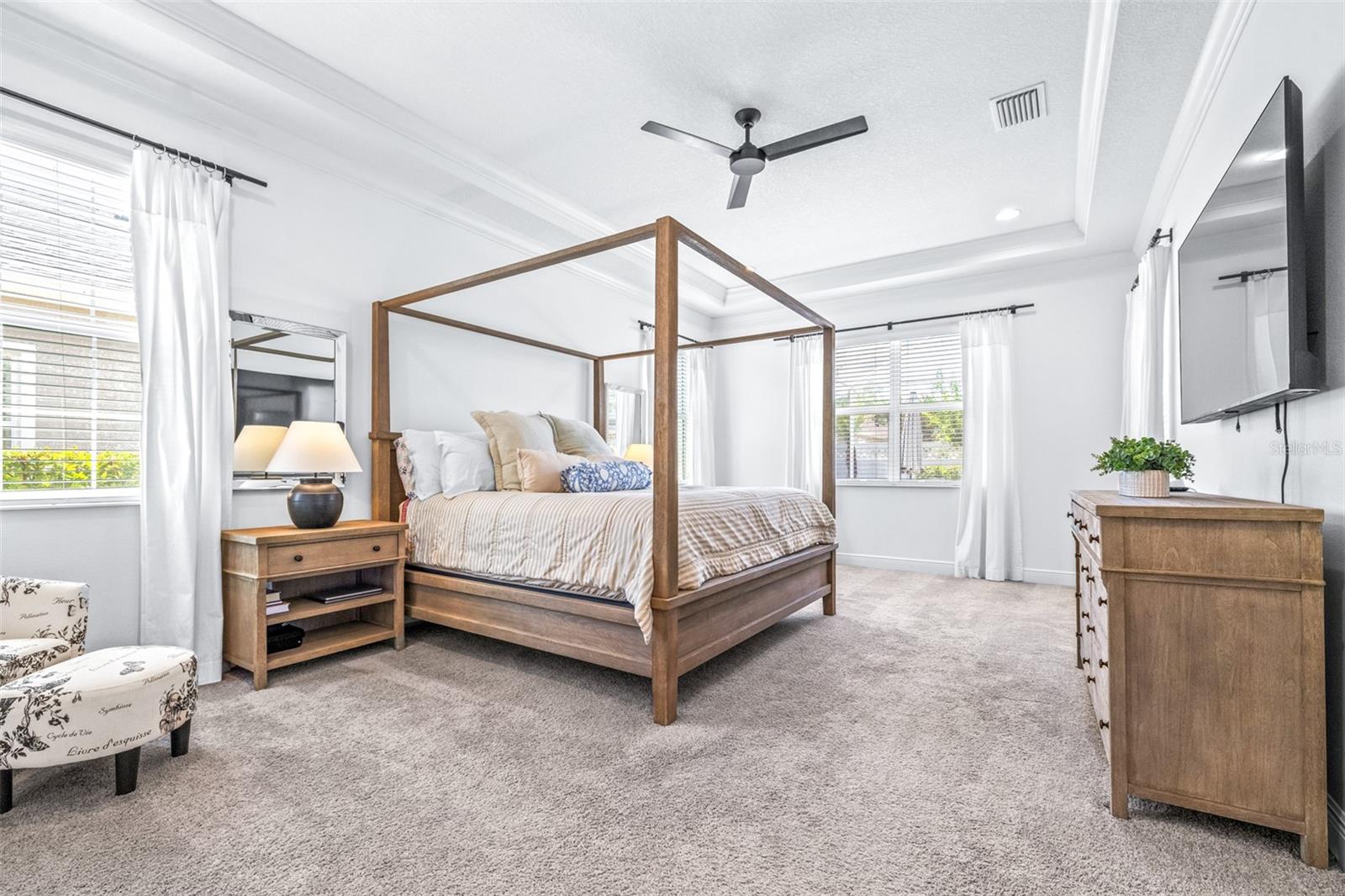SEVEN OAKS - Residential