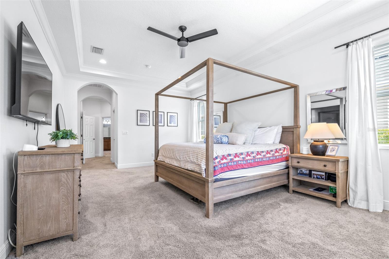SEVEN OAKS - Residential