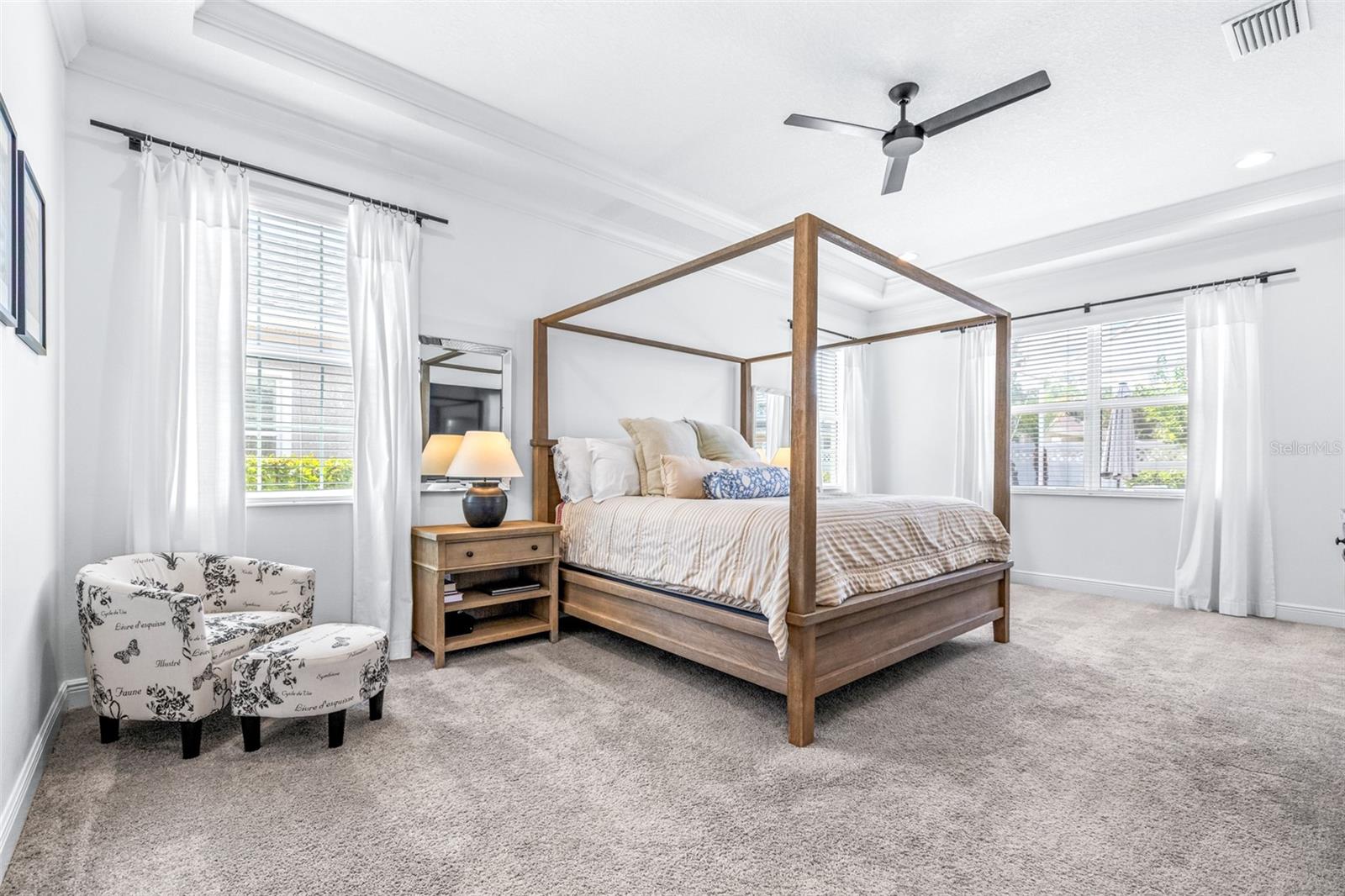 SEVEN OAKS - Residential