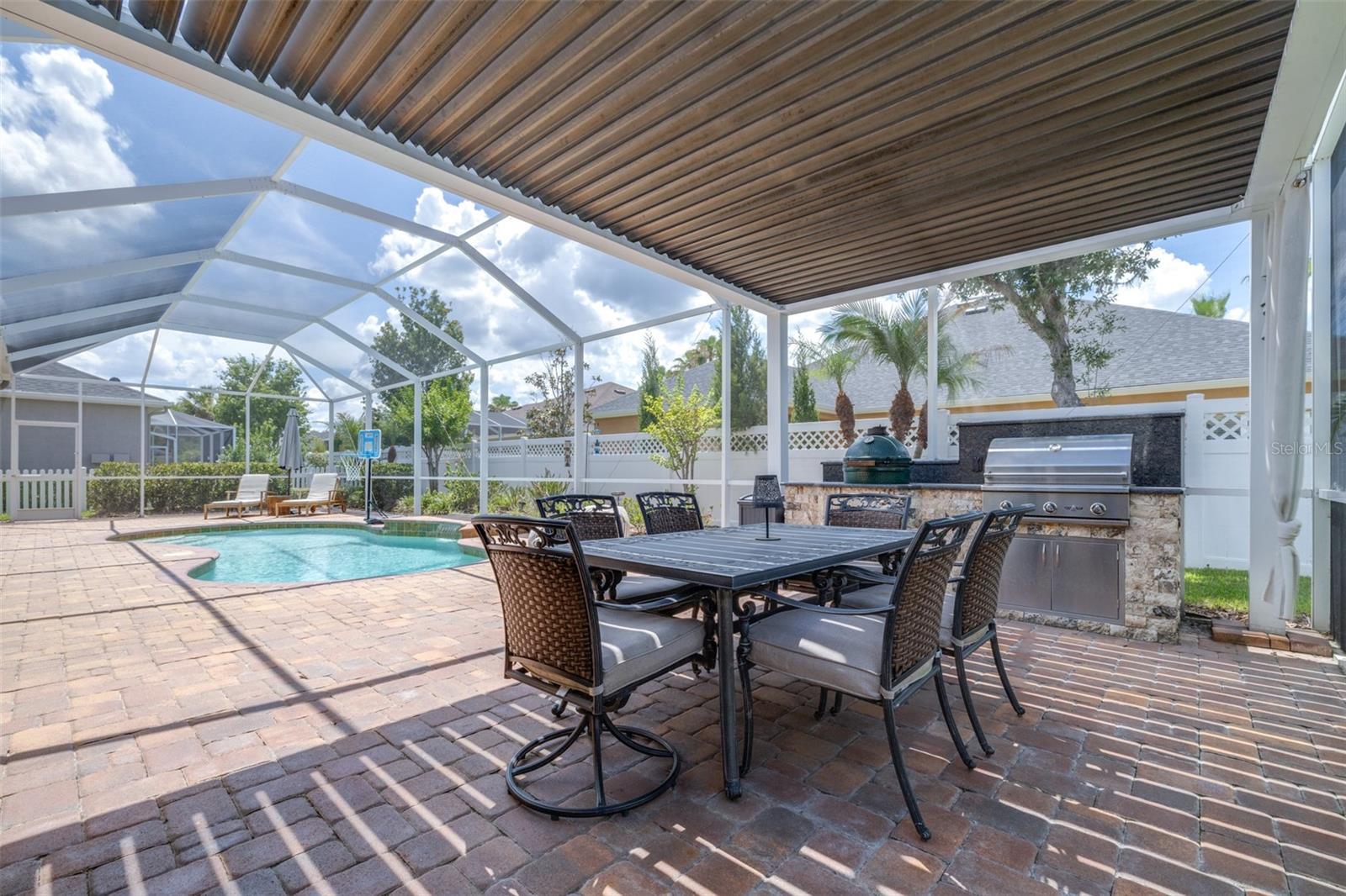 SEVEN OAKS - Residential
