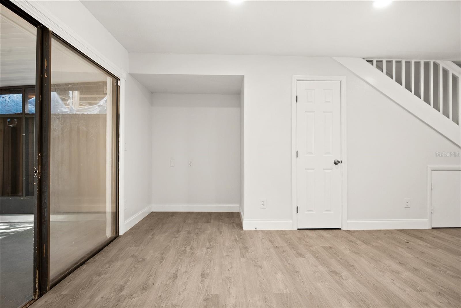 TALL PINES - Residential