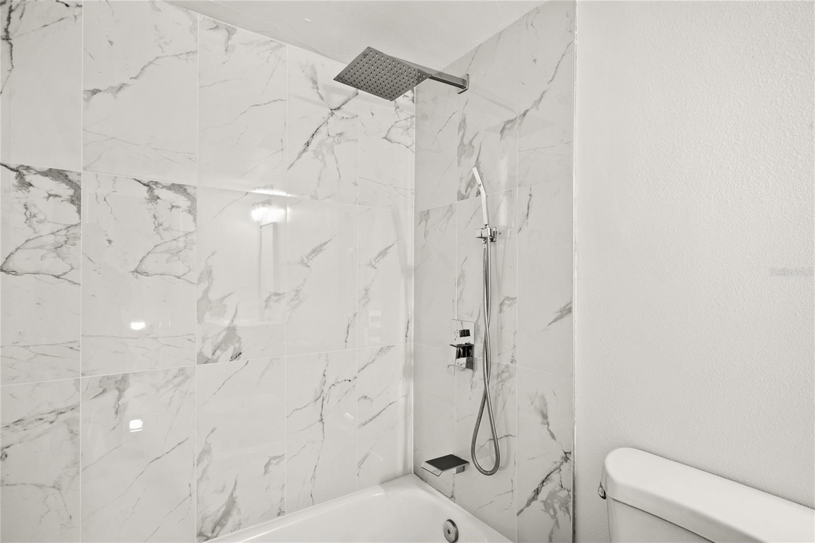 TALL PINES - Residential