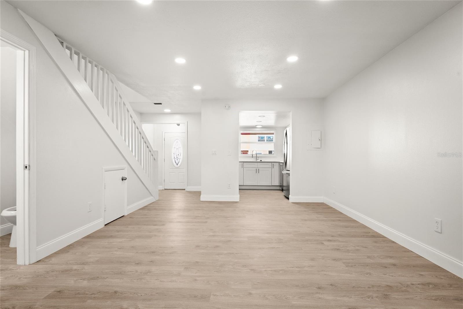 TALL PINES - Residential