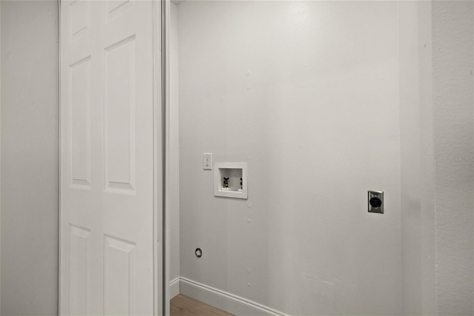 TALL PINES - Residential